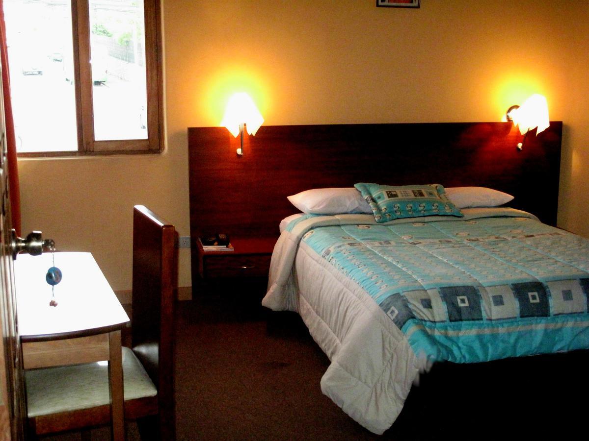Aqua Hostal Mabel Cuenca Esterno foto