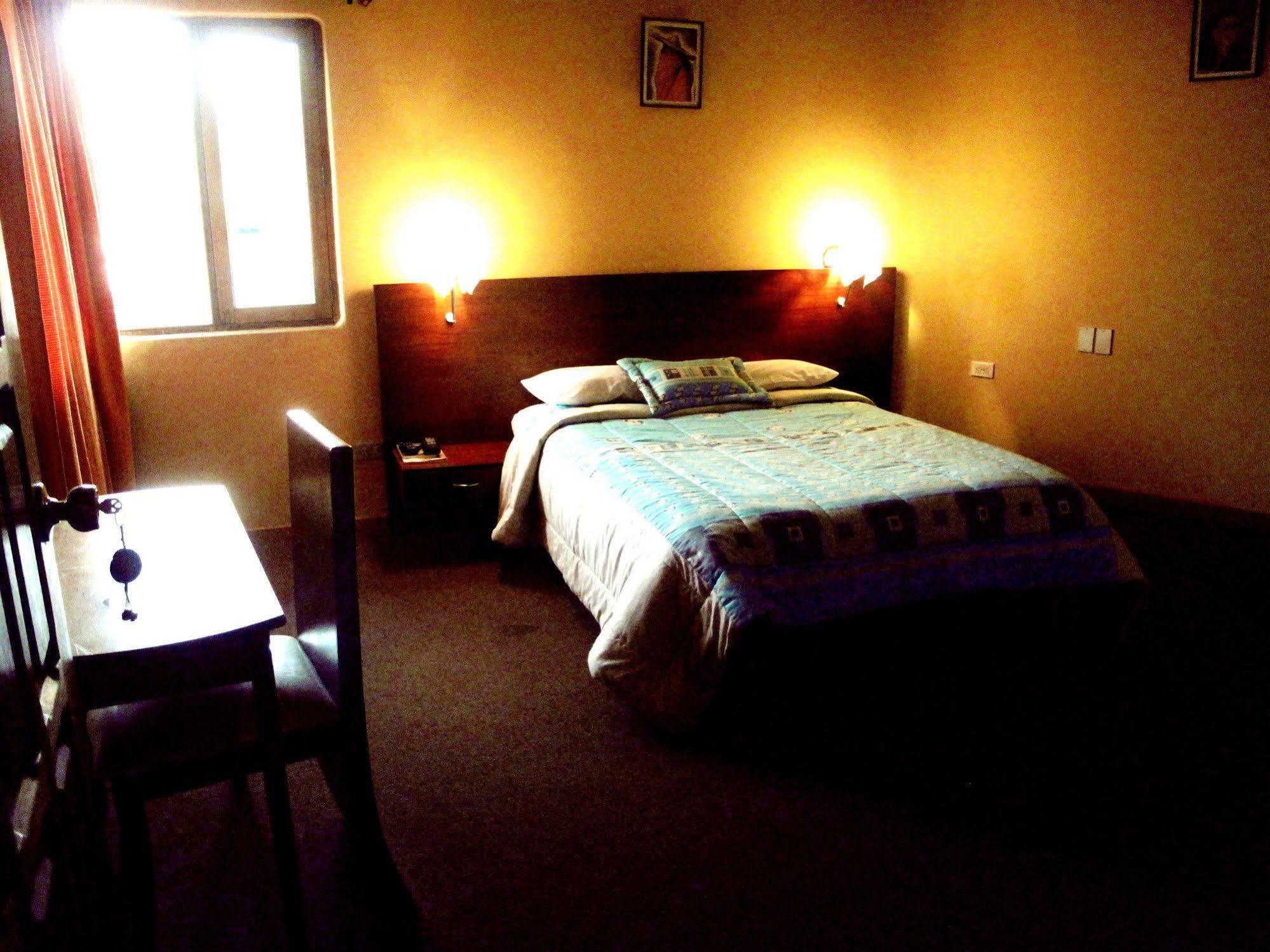 Aqua Hostal Mabel Cuenca Esterno foto
