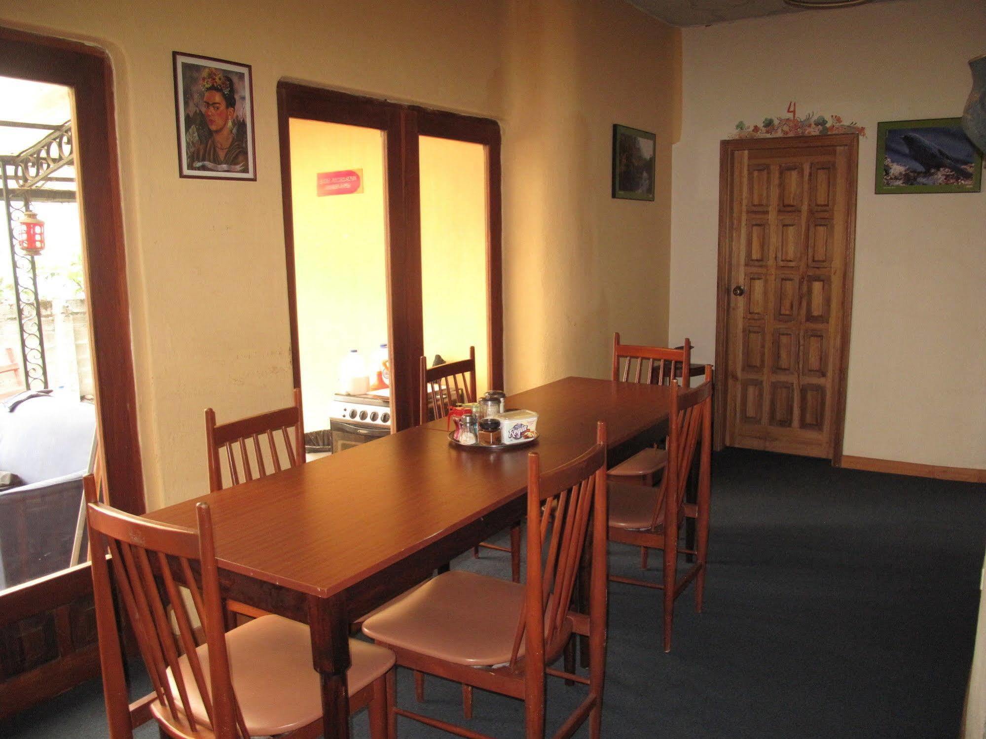Aqua Hostal Mabel Cuenca Esterno foto